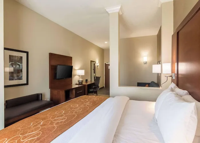 Comfort Suites Meridian And I-40