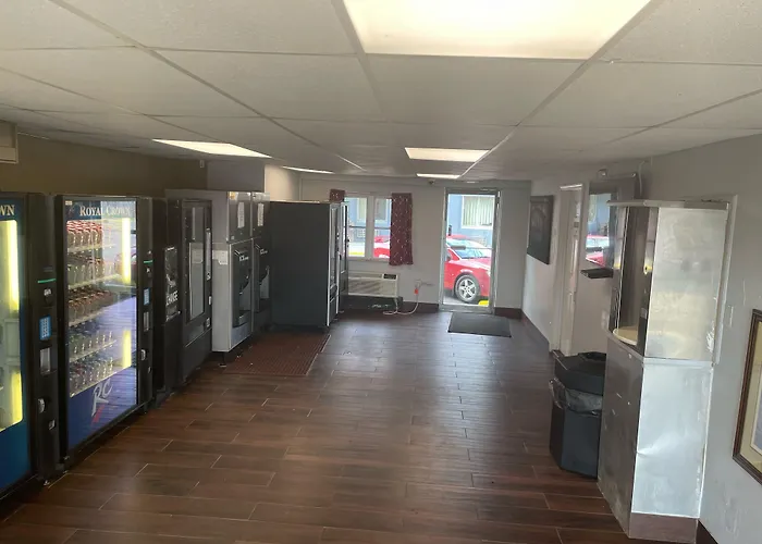 Budgetel Inn And Suites - Louisville