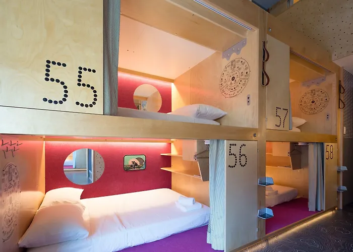 Pangea Pod Hotel (Adults Only)