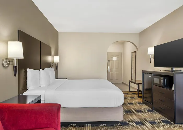 Best Western Plus Heritage Inn & Suites Houston,Pasadena,Deer Park,Channelview