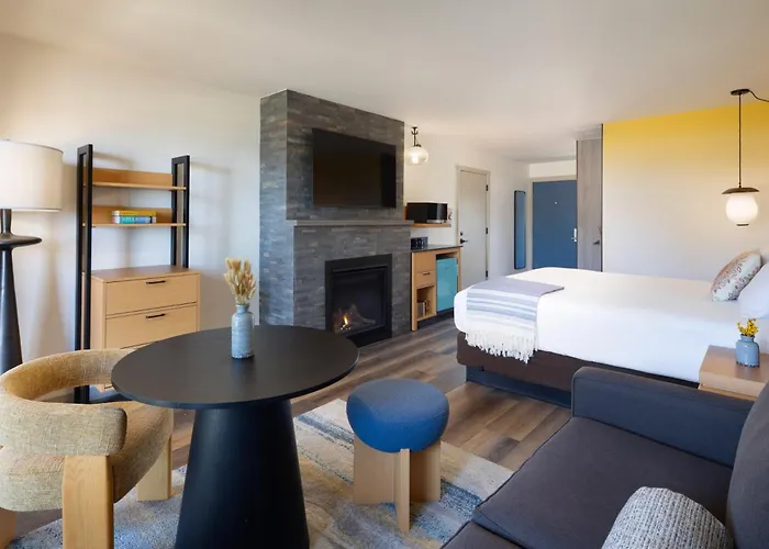 Inn At Cape Kiwanda Pacific City