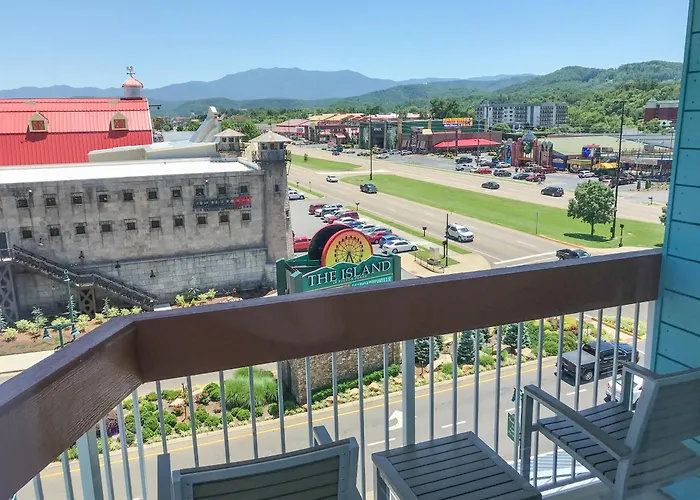 Margaritaville Island Inn Pigeon Forge