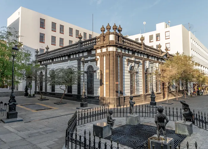 Six Hotel Guadalajara Degollado