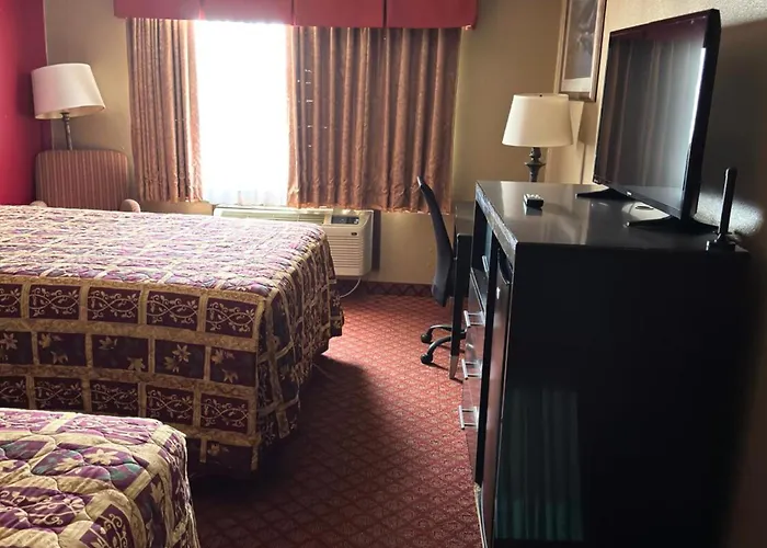 Broadway Inn & Suites Okc