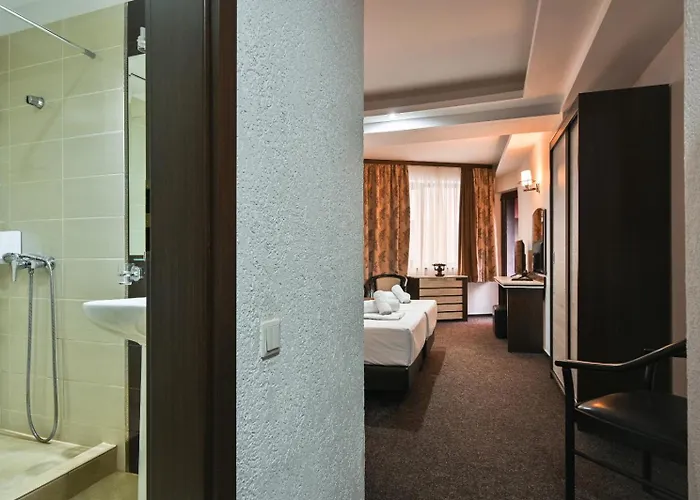 Hotel Razvan
