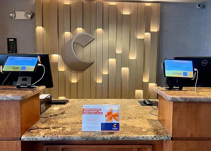 Comfort Inn & Suites Boulder