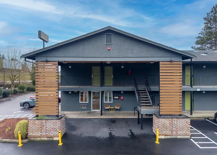 The Varsity Inn North