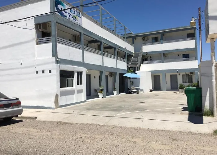 Pearl Point Hotel