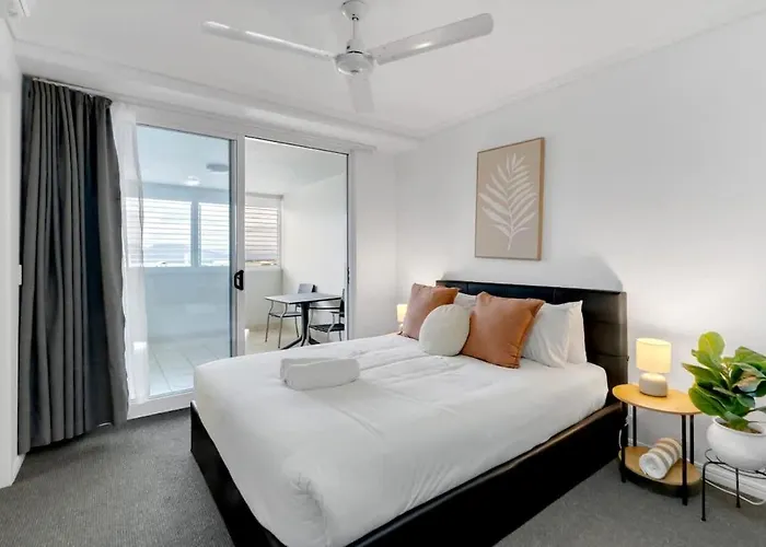 Mcleod Nook - Poolside Studio By Waterfront & Market