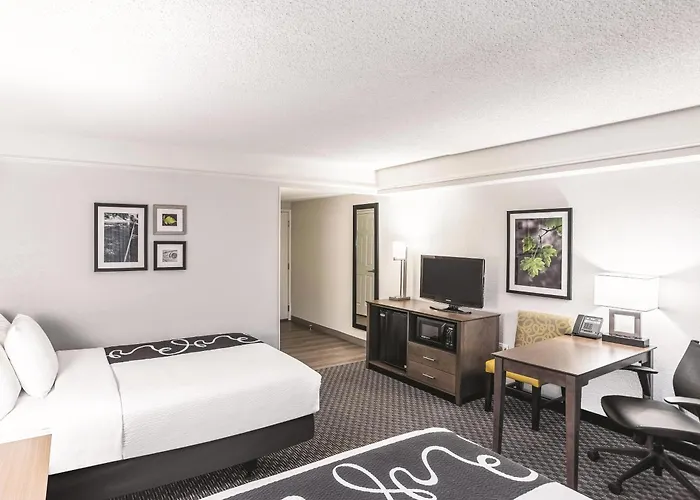 La Quinta By Wyndham Flagstaff Hotel