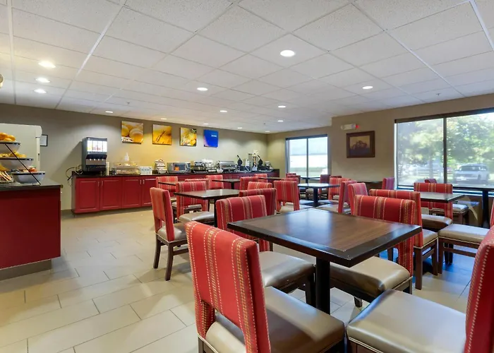 Comfort Inn & Suites Cambridge