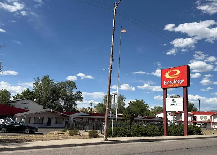 Econo Lodge Inn & Suites Montrose - Black Canyon Area
