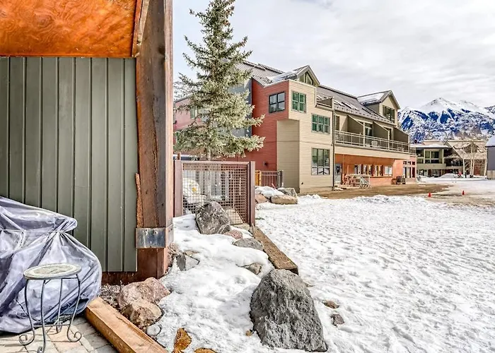 Double Diamond Ski-In/Ski-Out Chalet Telluride