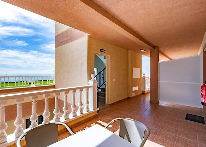 Los Menores Sea View