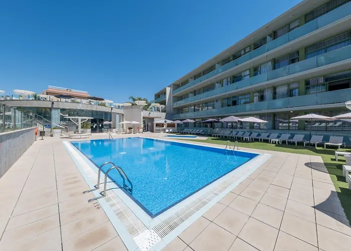 Apolo Suites Rentalmar