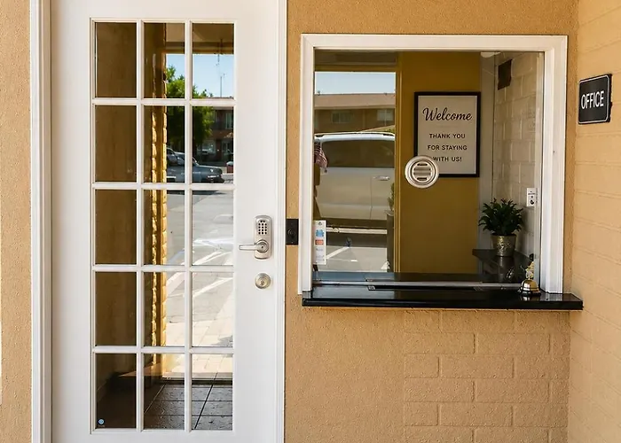 Grapevine Inn Lodi