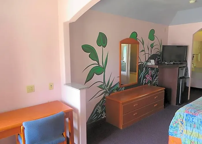 Travelers Inn And Suites Liberty