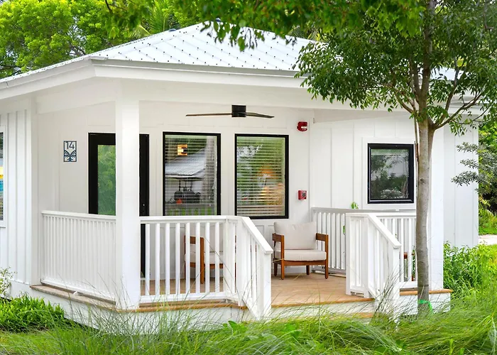 Pines & Palms Resort Islamorada