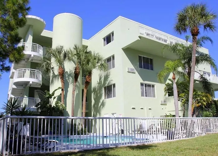 Chart House Suites And Marina Clearwater Beach