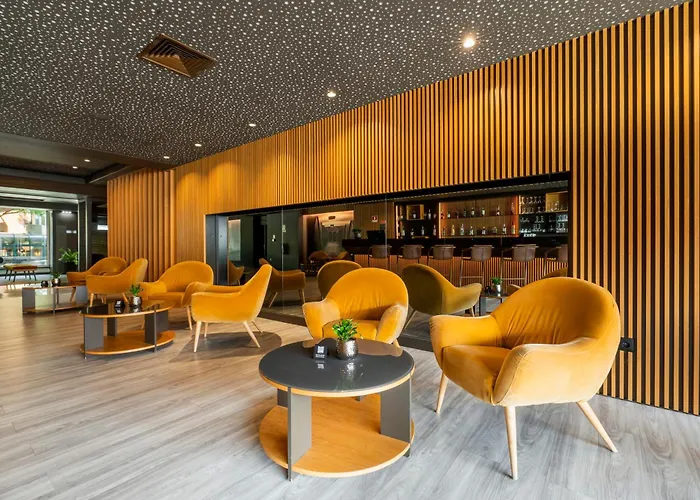Hf Tuela Porto Hotel