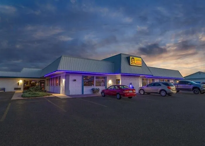 Baymont By Wyndham El Dorado Motel