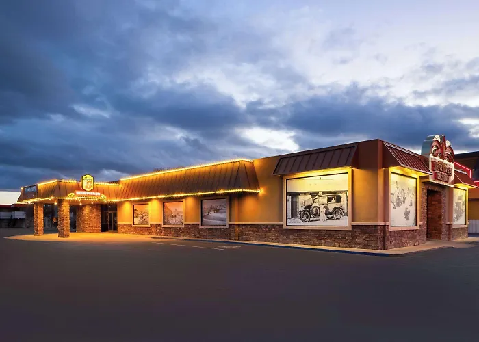Super 8 By Wyndham Fallon
