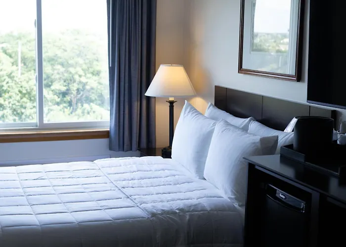 Meadowlands Plaza Hotel Secaucus