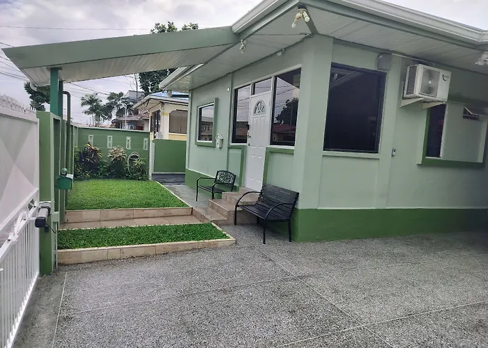 Woodbrook On The Avenue Bed & Breakfast Port of Spain