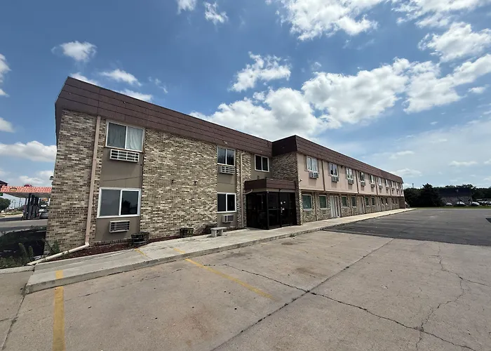 Island Inn Grand Island