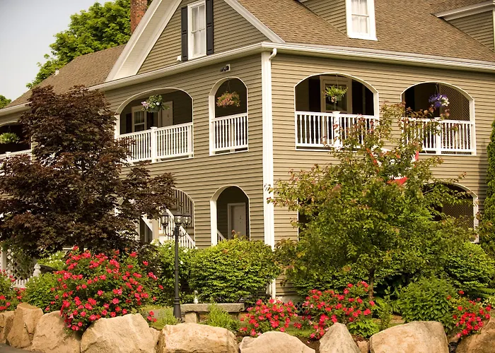Bar Harbor Manor Hotel