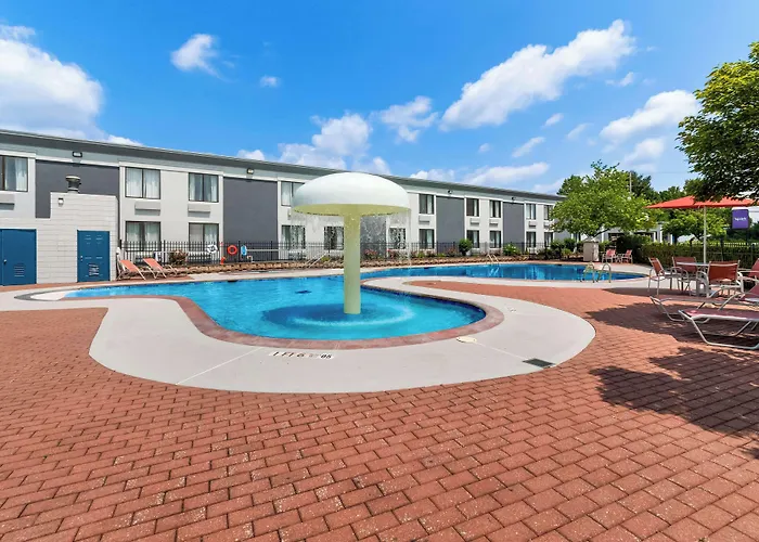 Spark By Hilton Hummelstown Hershey