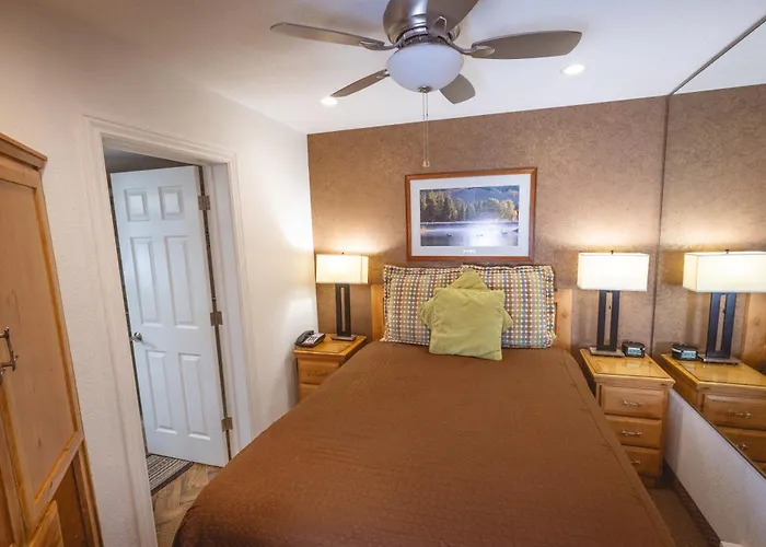 Stardust Lodge