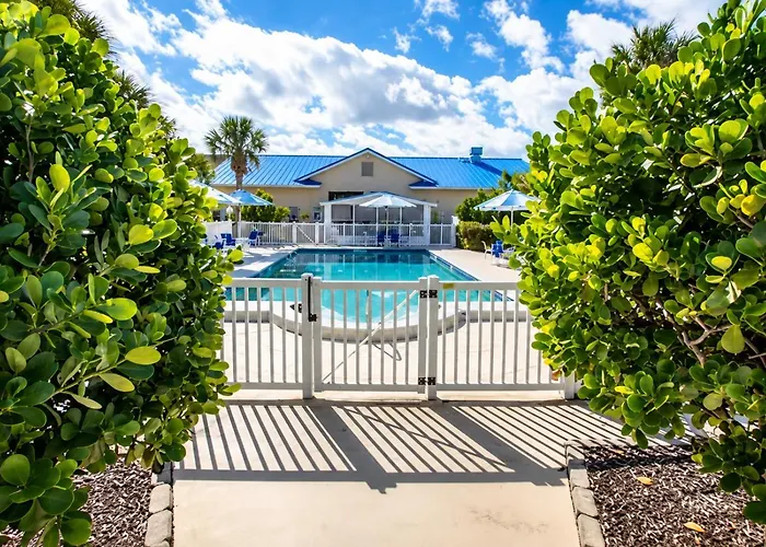 Island Sun Inn & Suites - Venice, Florida Historic Downtown & Beach Getaway