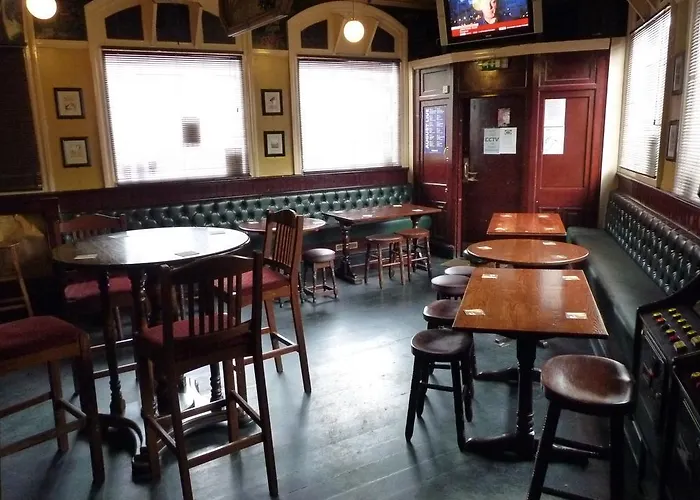 Shanahans B&B With Sports Bar