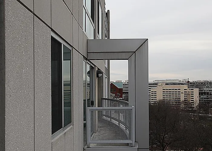 Joud Residence Washington