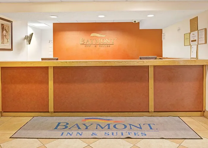 Baymont Inn & Suites Omaha