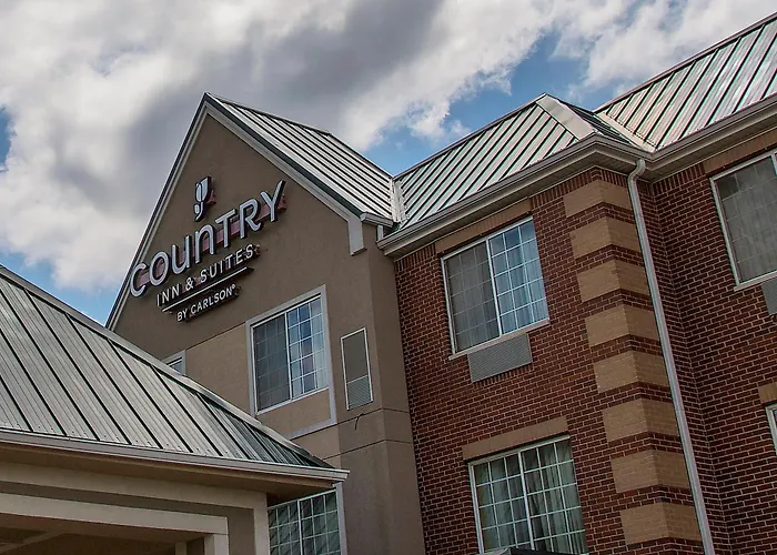 Country Inn & Suites By Radisson, Valparaiso, In