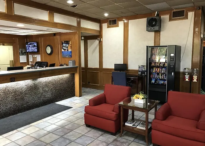 Regency Inn And Conference Center Clinton