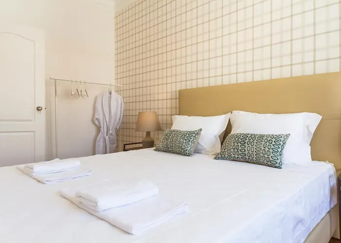 City Lofts Lisbon - Guesthouse