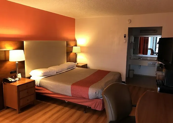 Regency Inn And Conference Center Clinton