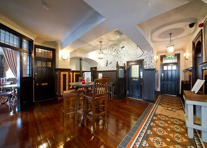 The Rose & Crown York