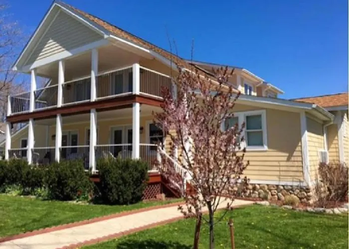 Ahoy Inn Guesthouse
