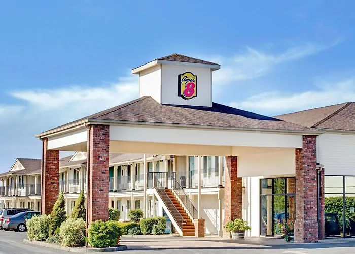 Super 8 Creswell/South Eugene Hotel