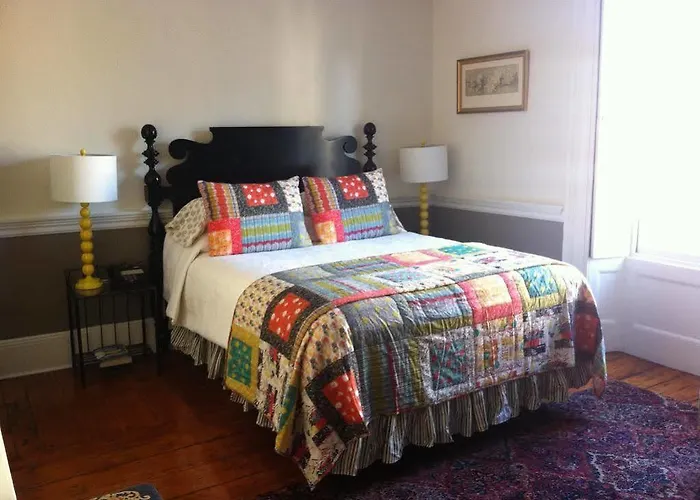 Mary Prentiss Inn